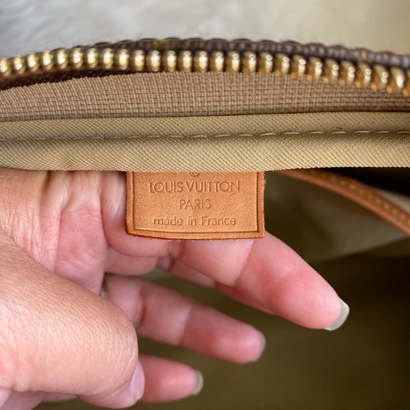 ๐ฏ% Authentic DROUVILLE monogram - Picture 13 of 15